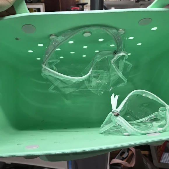 Bogg Mint Green Tote Bag - Picture 2 of 2